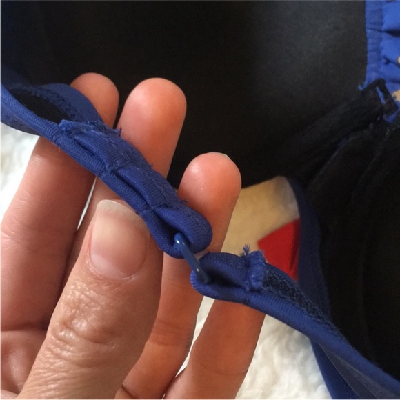 Hot topic Snow White Bikini - Picture 6 of 6